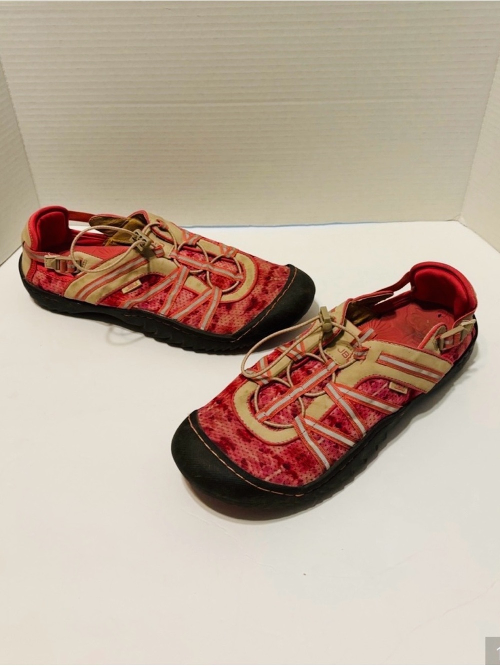 JBU Women's Pink and Tan Athletic Water Shoes